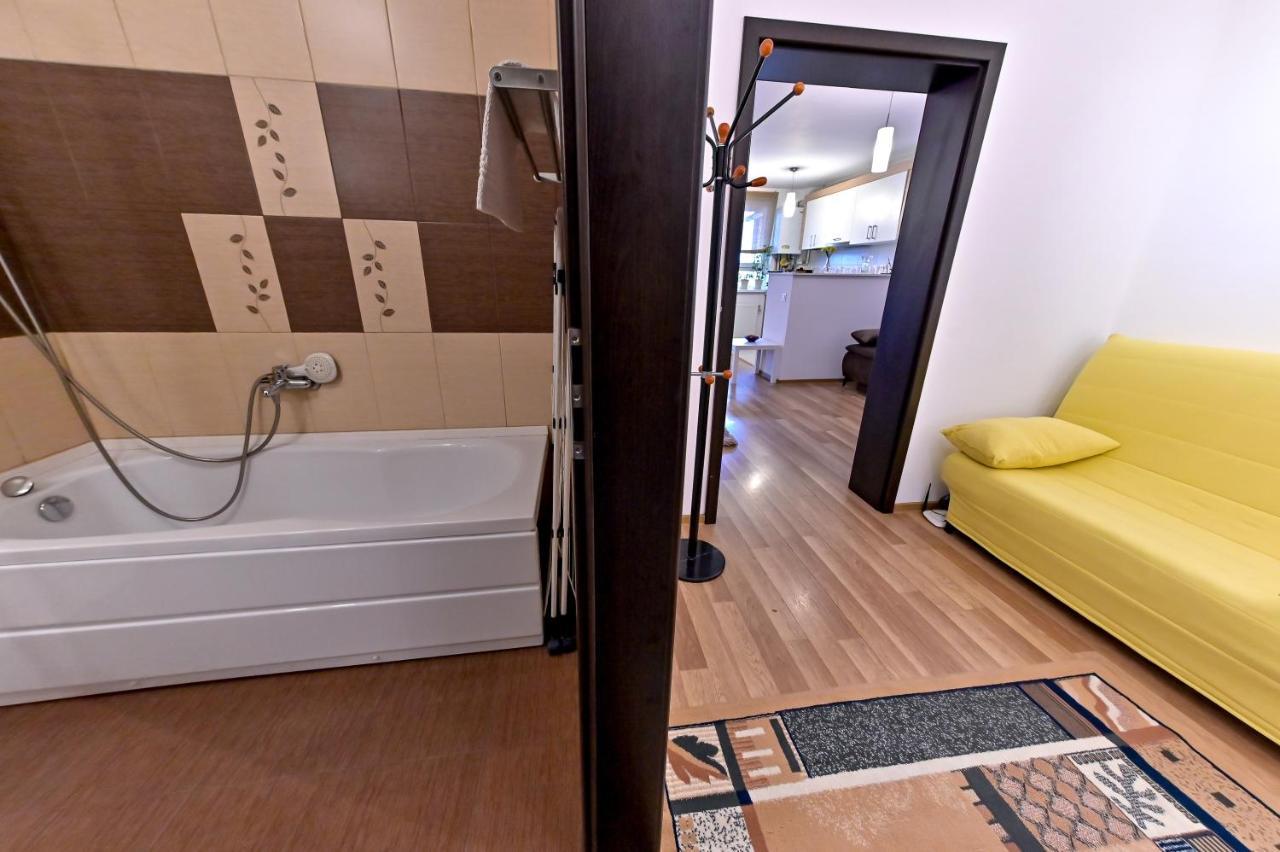Terezianum Apartments, Free Parking Sibiu Exterior photo